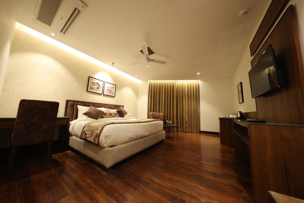 Justa Grand View Resort & Spa, Manali エクステリア 写真