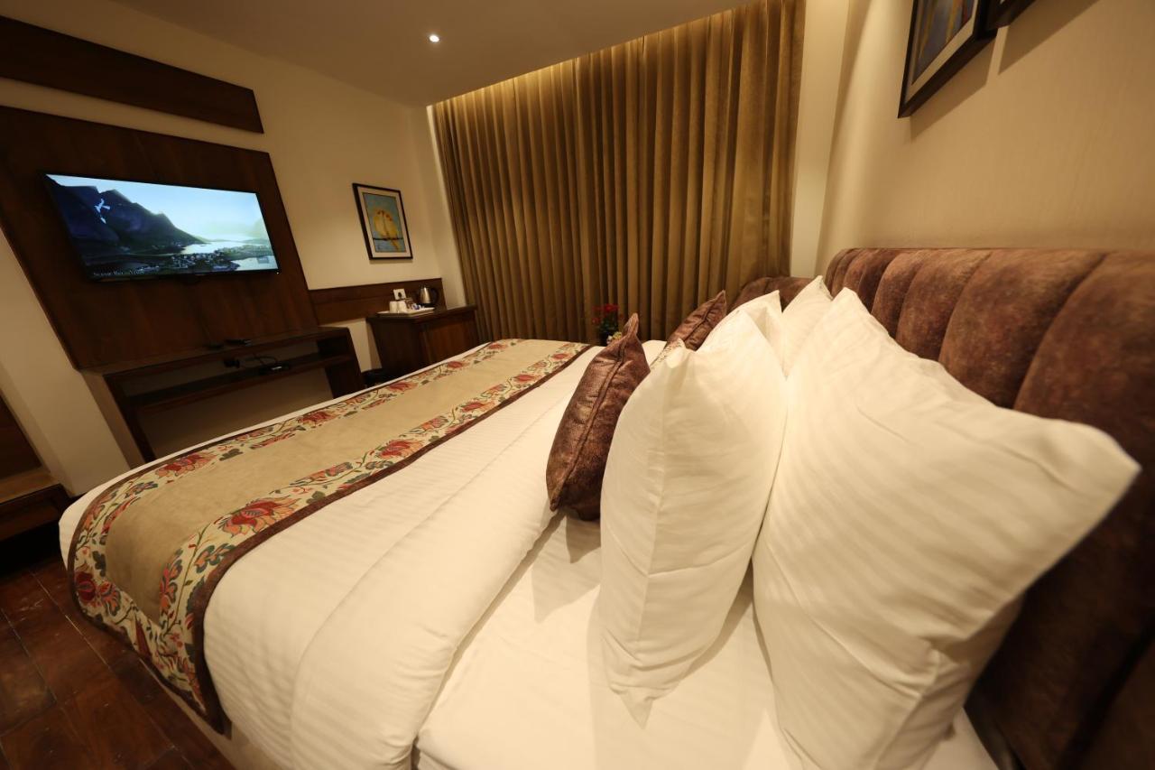 Justa Grand View Resort & Spa, Manali エクステリア 写真